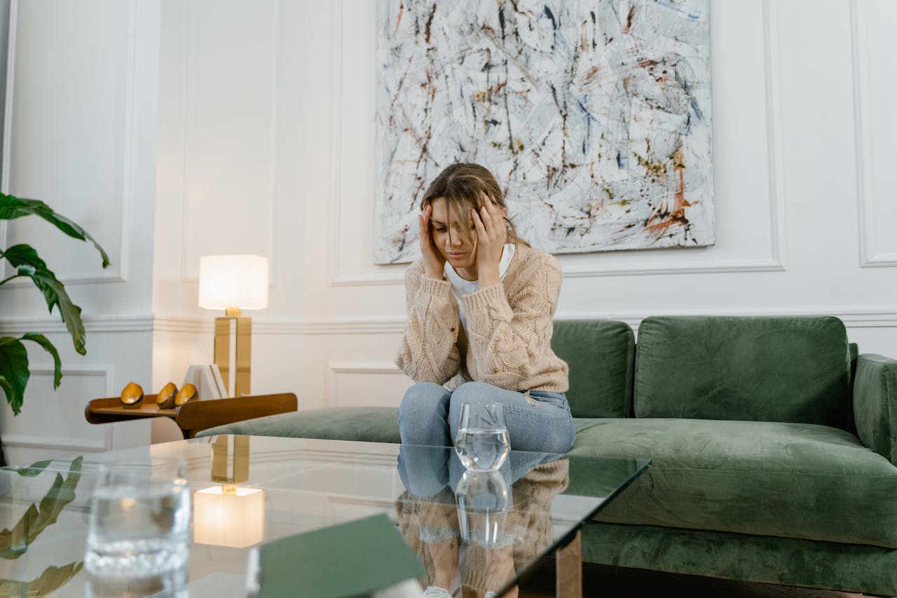 GAD vs Social Anxiety: Key Differences & Symptoms